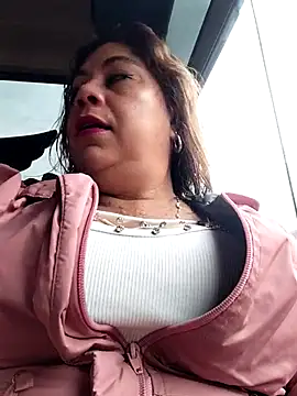 Laura-Hernandez online show from 03-11-26, 02:55