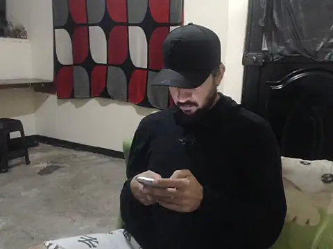 Snapshot of leonamable12 chatting on 03-03-26, 05:58 leonamable12 online show from 03-03-26, 05:58