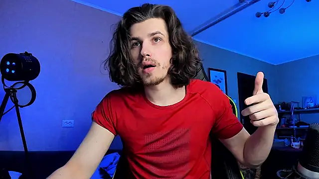 Snapshot of daddyMarty420 chatting on 03-02-26, 03:18 daddyMarty420 online show from 03-02-26, 03:18