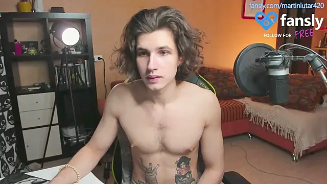 daddyMarty420 online show from 10-20-25, 05:42