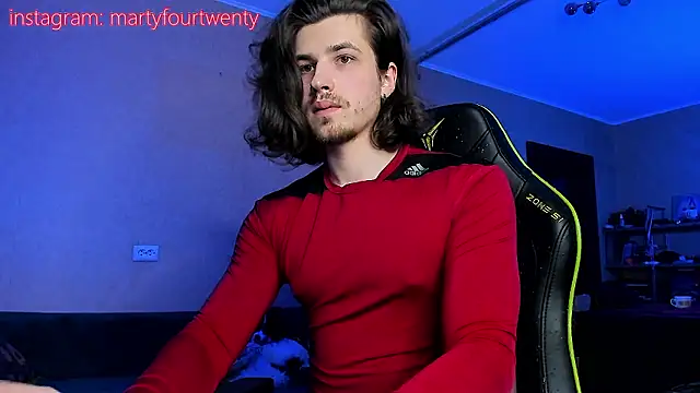 Snapshot of daddyMarty420 chatting on 02-24-26, 05:25 daddyMarty420 online show from 02-24-26, 05:25