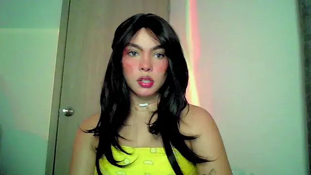 Snapshot of Kiri_Cutee chatting on 09-12-25, 04:12 Kiri Cutee online show from 09-12-25, 04:12