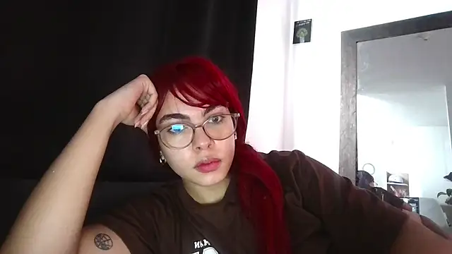 Snapshot of Kiri_Cutee chatting on 03-13-25, 02:23 Kiri Cutee online show from 03-13-25, 02:23