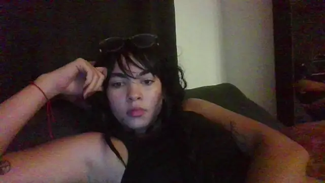 Snapshot of Kiri_Cutee chatting on 03-03-25, 08:19 Kiri Cutee online show from 03-03-25, 08:19