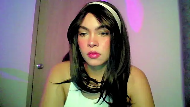 Snapshot of Kiri_Cutee chatting on 09-23-25, 05:36 Kiri Cutee online show from 09-23-25, 05:36