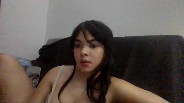Snapshot of Kiri_Cutee chatting on 01-12-25, 05:34 Kiri Cutee online show from 01-12-25, 05:34