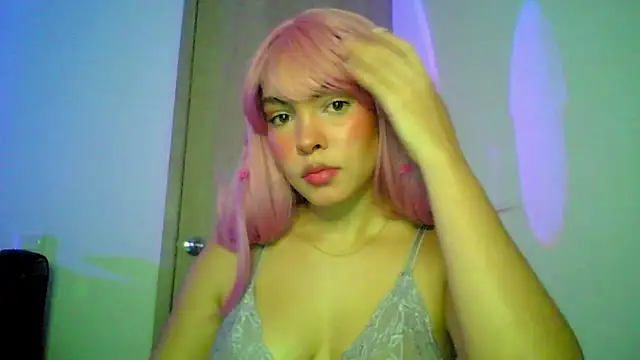 Snapshot of Kiri_Cutee chatting on 09-19-25, 04:16 Kiri Cutee online show from 09-19-25, 04:16