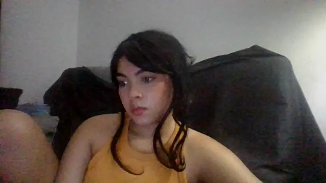 Snapshot of Kiri_Cutee chatting on 01-08-25, 05:37 Kiri Cutee online show from 01-08-25, 05:37
