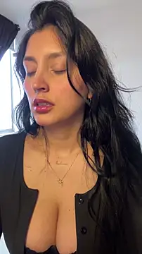 Valentina cartier online show from 11-29-25, 08:42