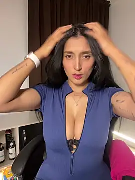 Valentina cartier online show from 09-19-25, 10:58