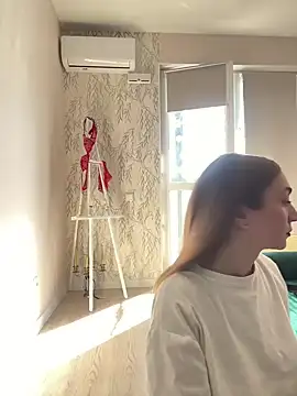 kira proxima 02 online show from 03-18-25, 07:01