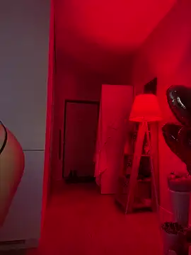 kira proxima 02 online show from 03-06-25, 03:45