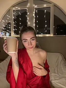 kira proxima 02 online show from 12-15-24, 04:04