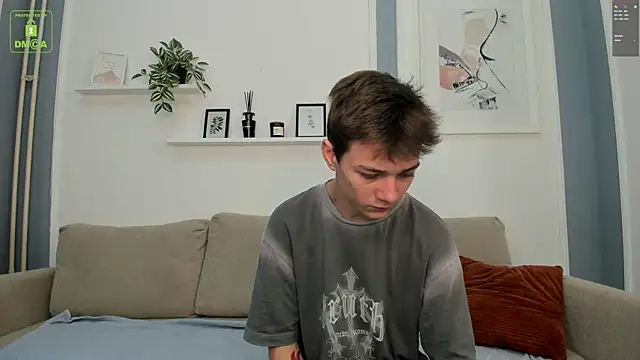 Snapshot of Viego_Pattel chatting on 09-14-25, 04:18 Viego Pattel online show from 09-14-25, 04:18