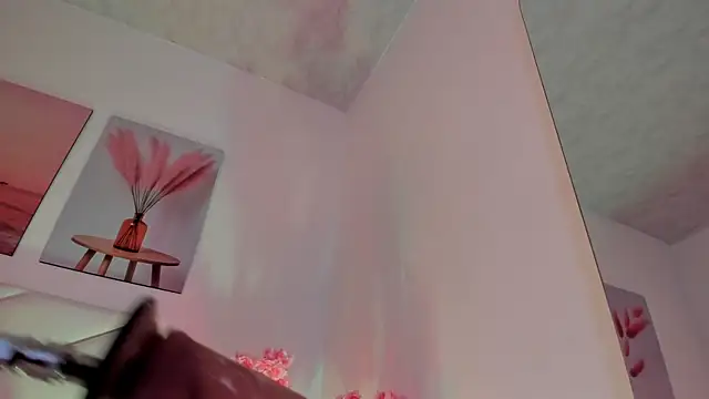 Snapshot of aurora_sweet2 chatting on 11-22-25, 12:43 aurora sweet2 online show from 11-22-25, 12:43