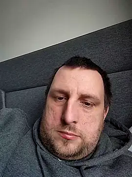 HE-M123 online show from 04-05-26, 06:25