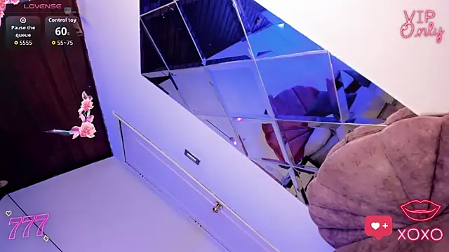 Alliemilky online show from 03-09-26, 08:01