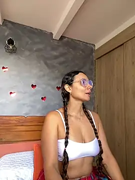 MafeeRoss online show from 02-26-26, 06:08