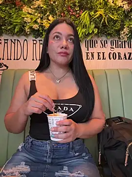 Abril10  online show from 04-15-26, 03:05