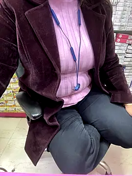 QueenHaryana online show from 12-19-25, 08:27