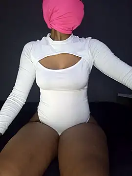 lisa larry88 online show from 10-21-25, 02:00