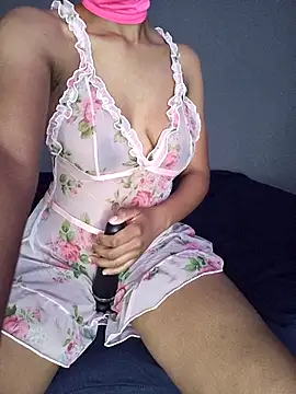 lisa larry88 online show from 10-19-25, 04:48