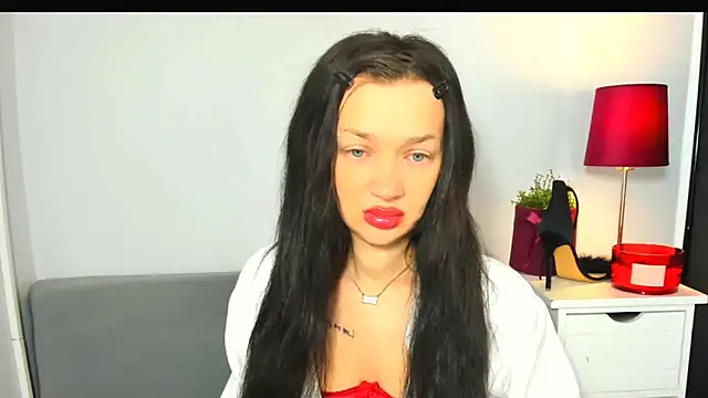 Snapshot of OliviaFantasy chatting on 02-28-26, 06:24 OliviaFantasy online show from 02-28-26, 06:24