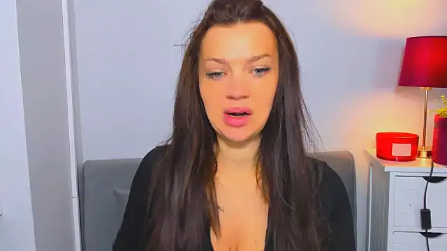 OliviaFantasy online show from 10-19-25, 05:21