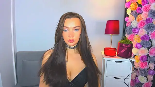 OliviaFantasy online show from 10-22-25, 06:24