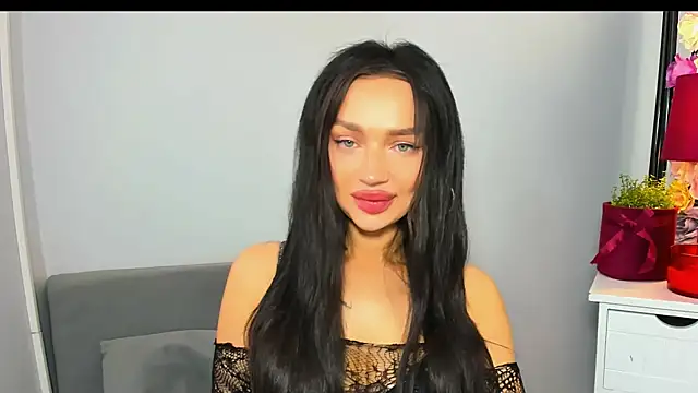 OliviaFantasy online show from 04-18-26, 08:38
