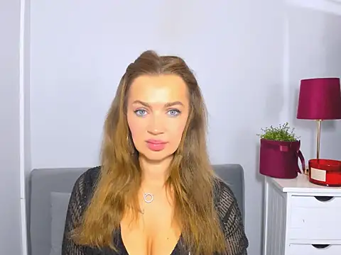 OliviaFantasy online show from 10-02-25, 03:48