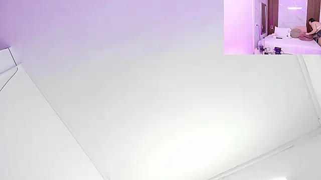 pamelajons  online show from 10-21-25, 01:10