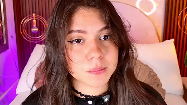 pamelajons  online show from 04-07-26, 12:18