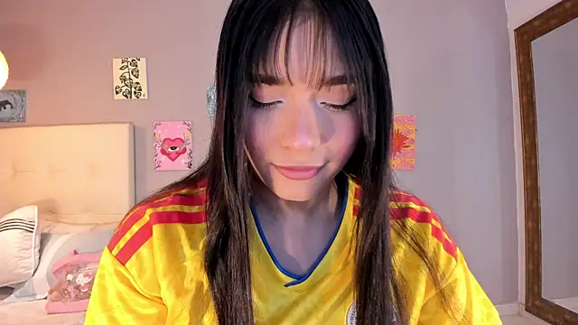 Maia W10 online show from 06-23-26, 12:14