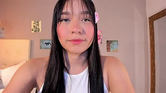 Maia W10 online show from 04-21-26, 12:01