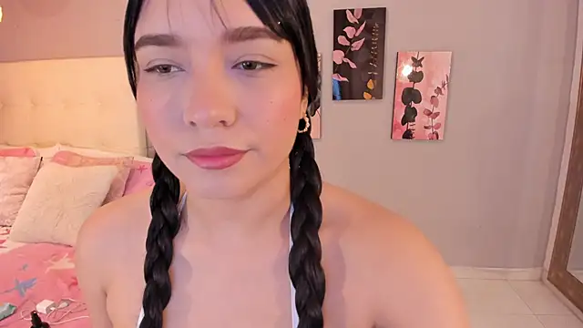 Maia W10 online show from 01-10-26, 12:11