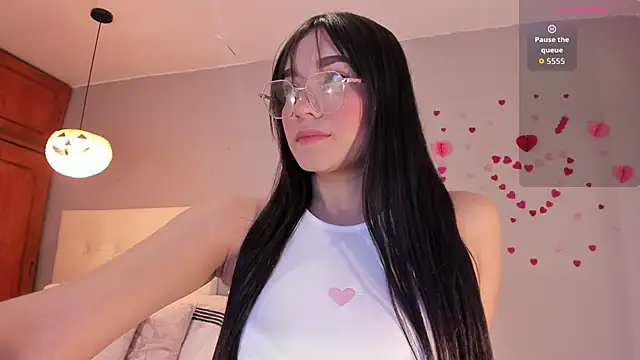 Maia W10 online show from 03-07-26, 12:32