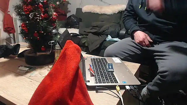 mikeythebestsucker online show from 12-24-24, 08:00