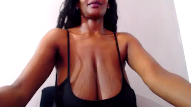 Snapshot of Silkytitss chatting on 03-10-25, 12:17 Silkytitss online show from 03-10-25, 12:17