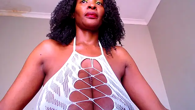 Silkytitss online show from 04-12-26, 12:08
