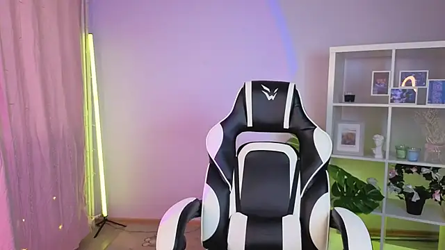 MelissaLovvv online show from 07-07-26, 06:47