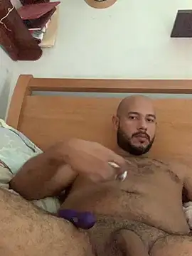 Snapshot of kioluy chatting on 09-15-25, 08:31 kioluy online show from 09-15-25, 08:31