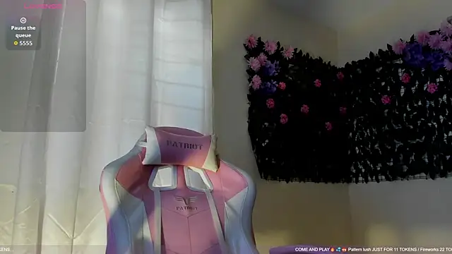 Snapshot of sweetieandjuicyy chatting on 06-18-26, 08:47 sweetieandjuicyy online show from 06-18-26, 08:47