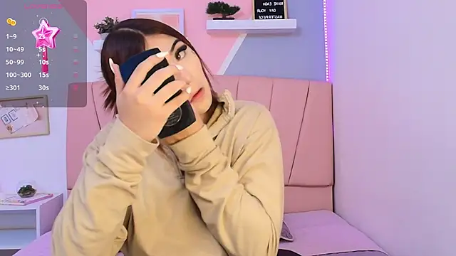 Snapshot of MiissIvy chatting on 12-06-24, 12:11 MiissIvy online show from 12-06-24, 12:11