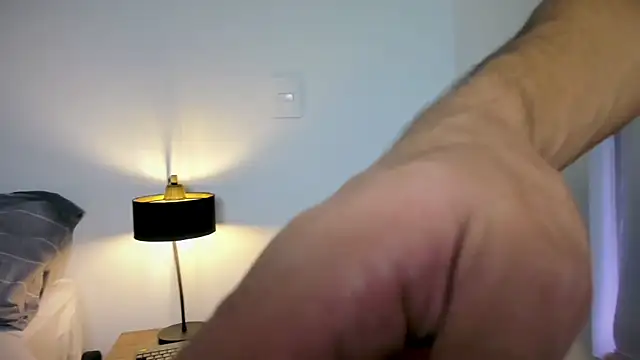 Bella rossinii  online show from 04-20-26, 07:26