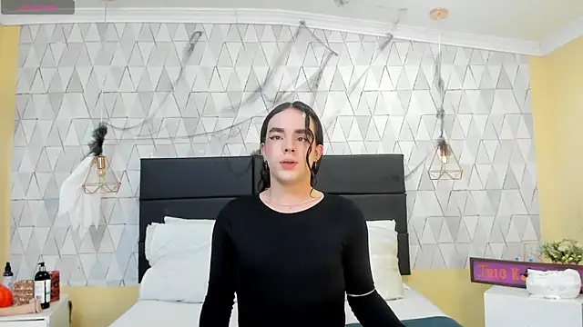 JustinePerry online show from 11-03-25, 03:56