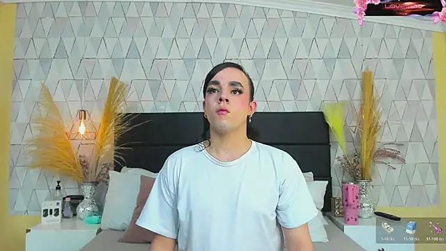 Snapshot of JustinePerry chatting on 02-13-26, 03:50 JustinePerry online show from 02-13-26, 03:50