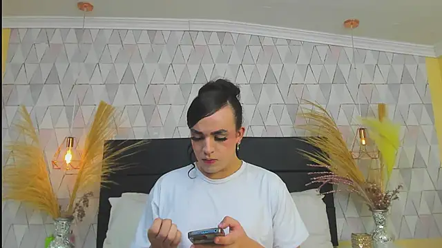 Snapshot of JustinePerry chatting on 02-08-26, 03:26 JustinePerry online show from 02-08-26, 03:26