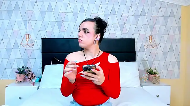 Snapshot of JustinePerry chatting on 04-13-26, 03:54 JustinePerry online show from 04-13-26, 03:54