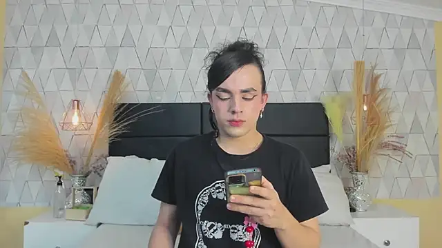 Snapshot of JustinePerry chatting on 02-23-26, 04:14 JustinePerry online show from 02-23-26, 04:14